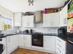 Kitchen- click for photo gallery